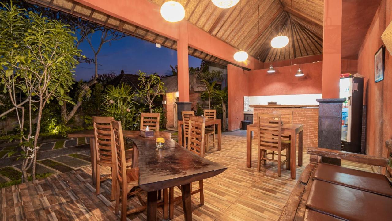Saka House Hotel Ubud  Bagian luar foto